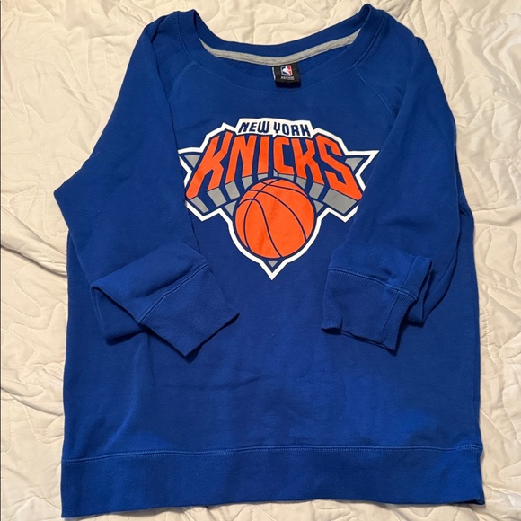 NBA Blue New York Knicks Sweatshirt - Picture 1 of 3